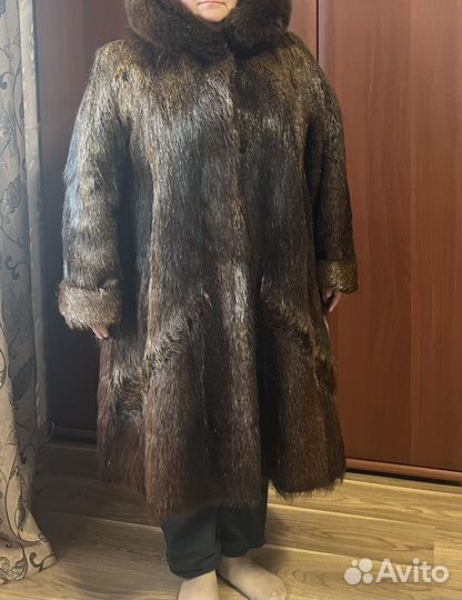 Шуба нутрия с капюшоном