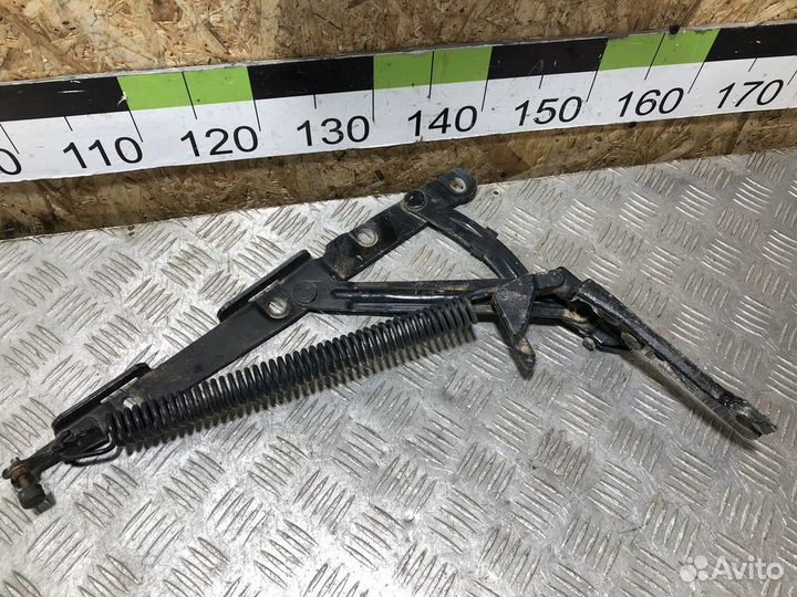 Петля багажника правая S500 220