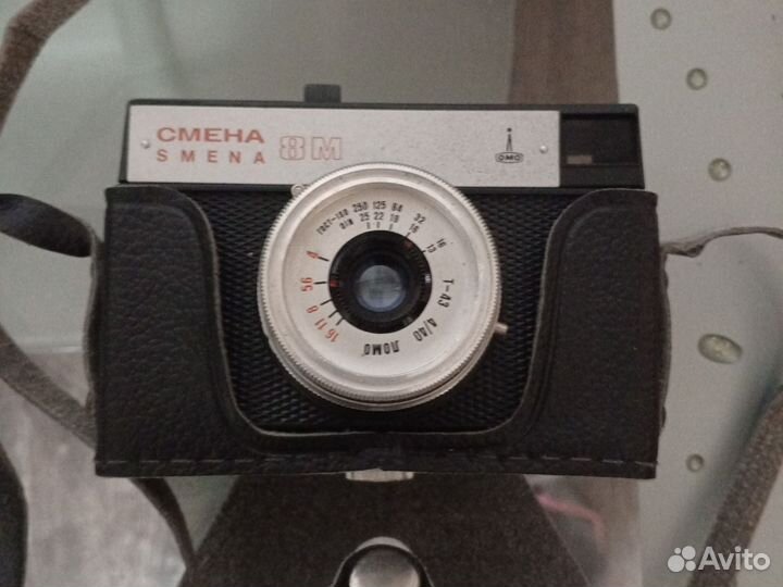 Пленочный фотоаппарат смена 8м с фотовспышкой 20С