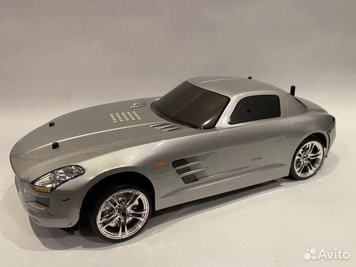 Радиоуправляемая модель Team Magic E4D Mercedes