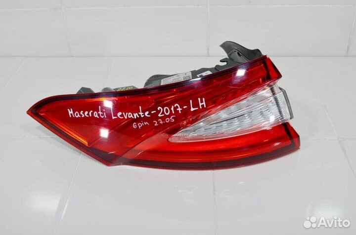 Фонарь левый Maserati Levante M161 2016-2020
