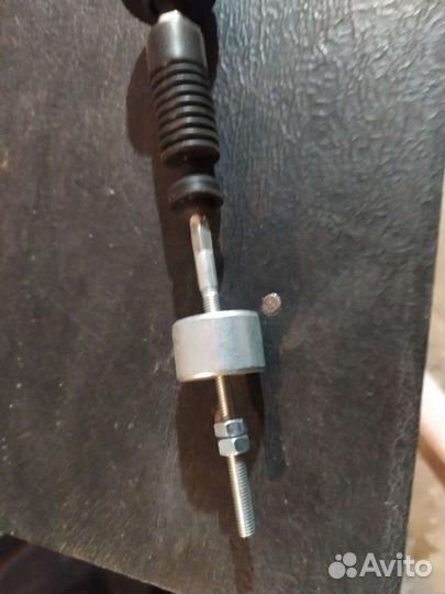 Трос сцепления Рено Логан 1