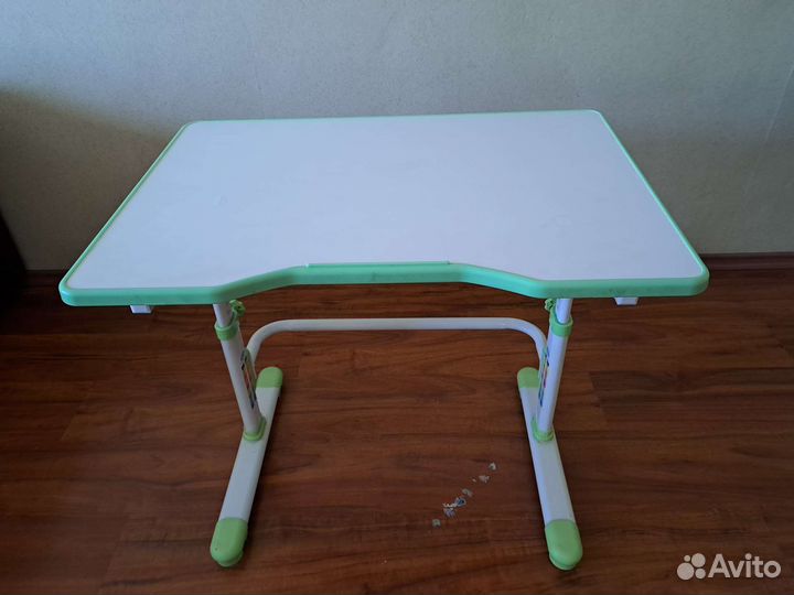 Детский стол
