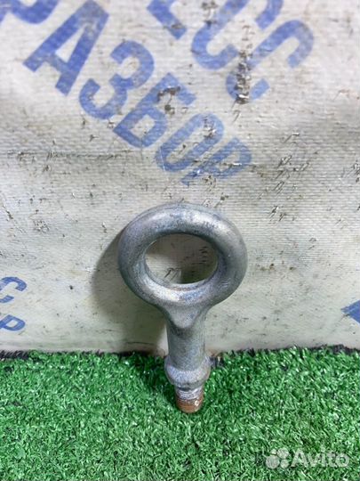 Буксировочный крюк Volvo S40 седан 1.6 B4164S3