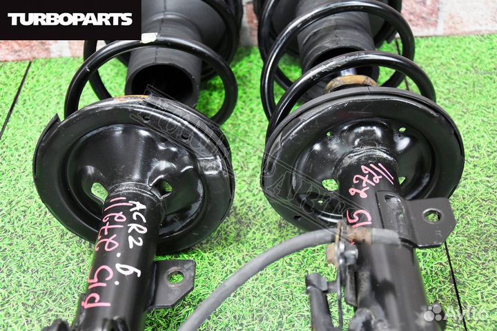 Стойки передние Toyota Ipsum ACM21 2azfe