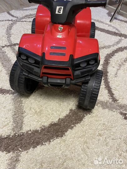 Детский электромобиль на аккумуляторе