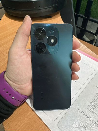 TECNO Spark Go 2024, 3/64 ГБ