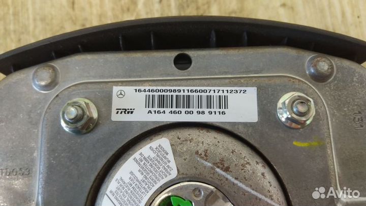 Подушка безопасности водителя Mercedes-Benz ML164 / W164