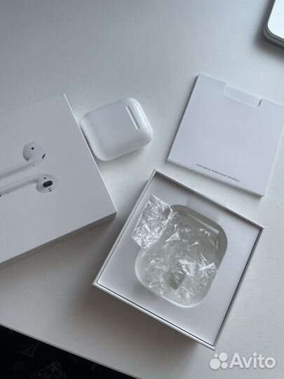 Наушники apple AirPods 2 lightning
