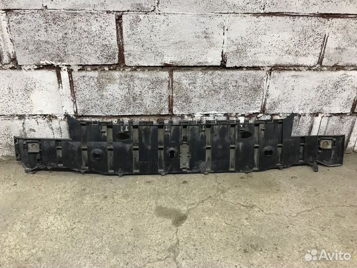 Усилитель бампера задний Volvo S80 седан 2.5 2004