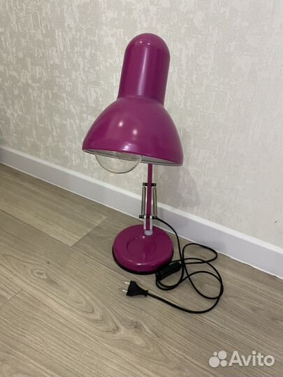 Лампа настольная
