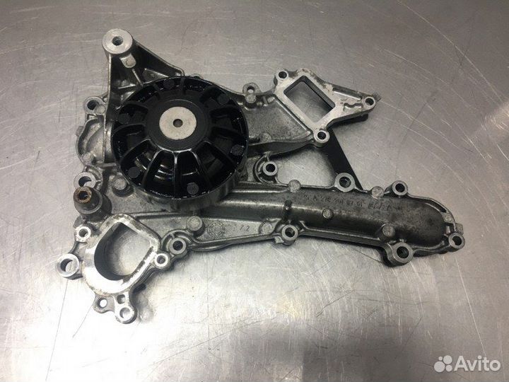 Помпа Mercedes C-Class W205 M276 3.0 turbo 2017