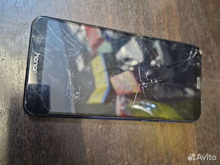 HUAWEI Y9 (2018), 3/32 ГБ