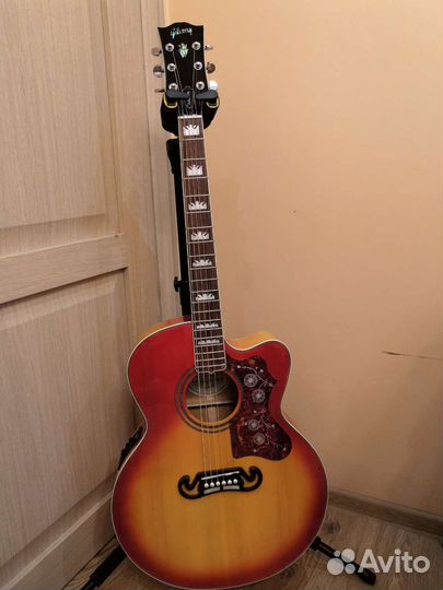 Электроакустическая гитара Gibson J200 новая копия