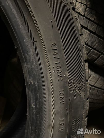 Triangle Snowlink TWT02 275/40 R20 и 315/35 R20