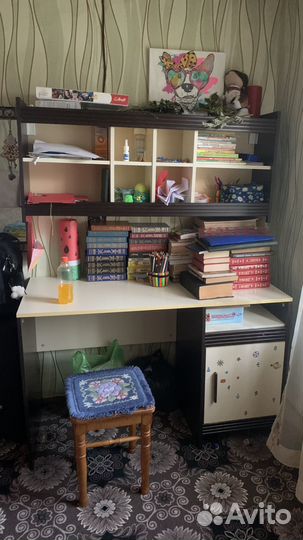 Письменный стол