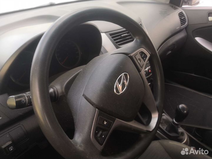 Airbag Hyundai Solaris 1