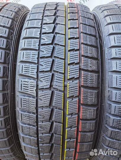 Dunlop Winter Maxx WM01 215/60 R17 96Q