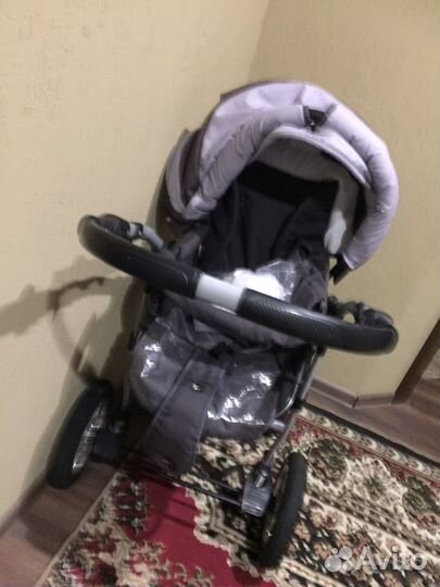 Коляска прогулочная