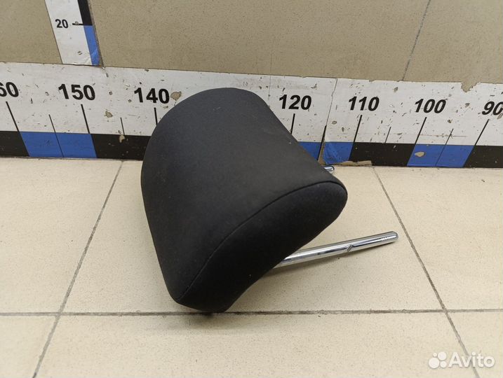 Подголовник VW Jetta 2011