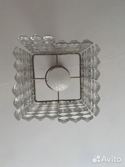 Хрустальная люстра