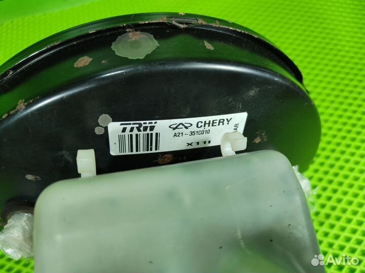 Главный тормозной цилиндр +вакуумник Chery Fora