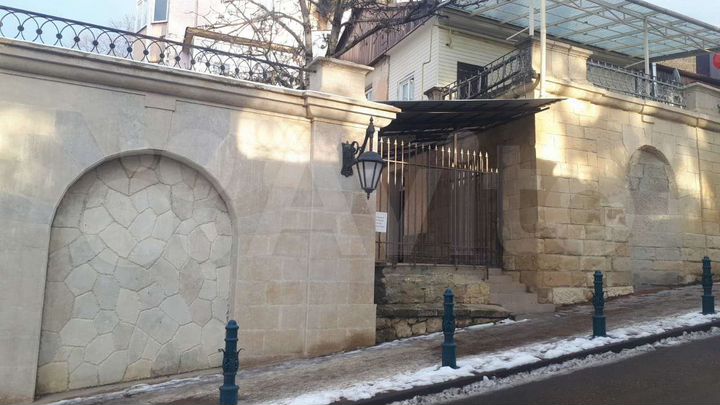 2-к. квартира, 70 м², 1/1 эт.