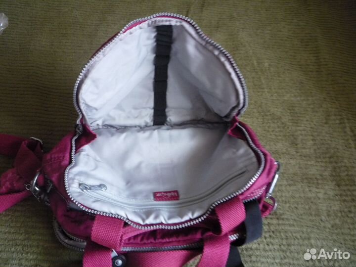 Новая сумка фирмы киплинг с брелком обезьянка