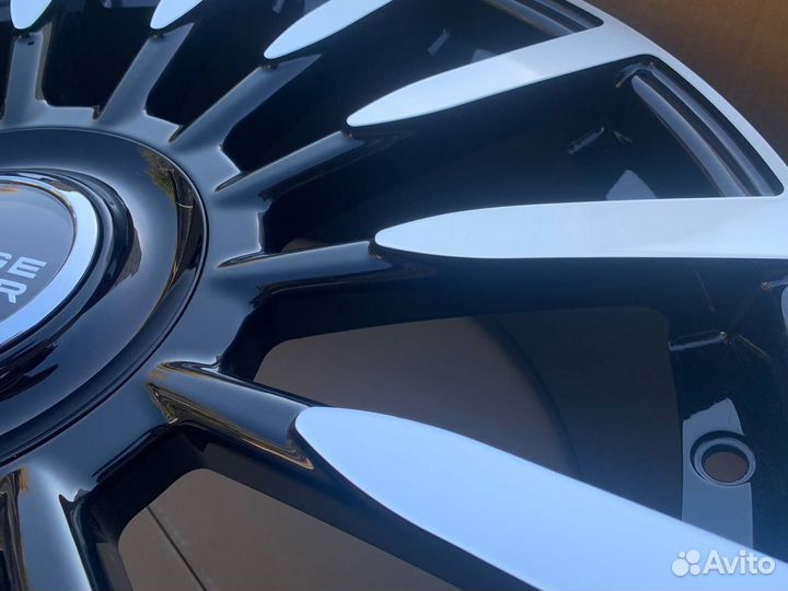 Диски кованые для Range Rover Velar / Evoque R23