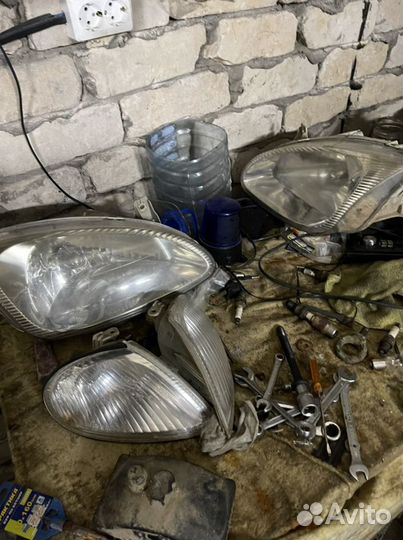 Фары передние на hyundai lantra