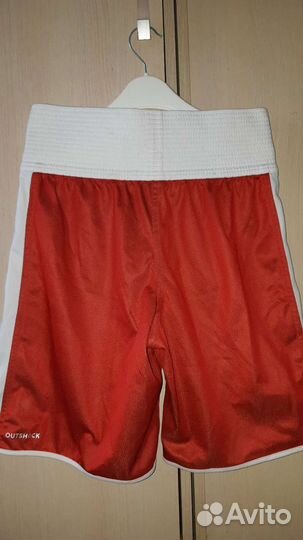 Боксерские перчатки, снаряжение