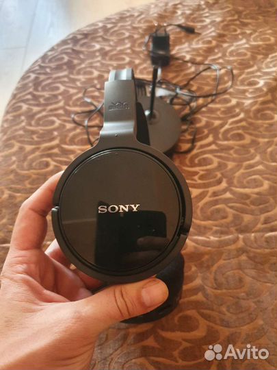 Беспроводные наушники sony
