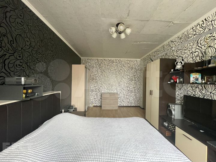 2-к. квартира, 54 м², 8/17 эт.