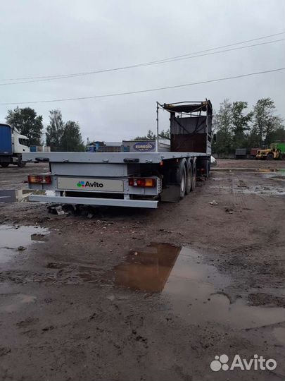 МАЗ 5440А9-1320-031 с полуприцепом, 2011