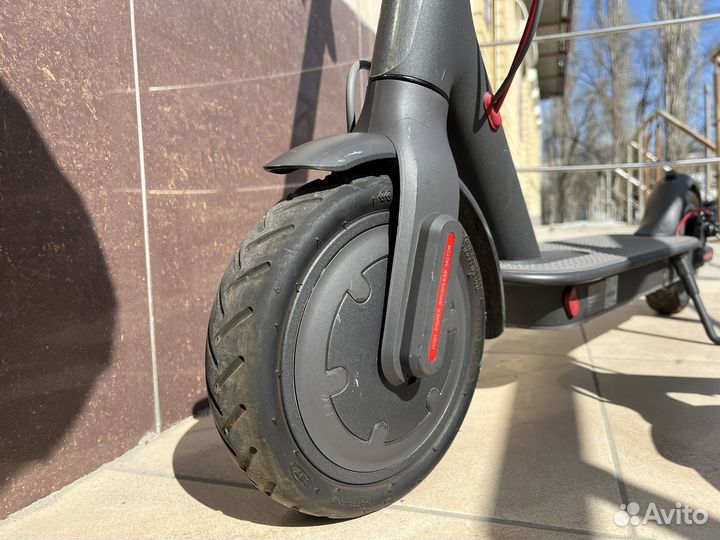 Электросамокат Xiaomi m365