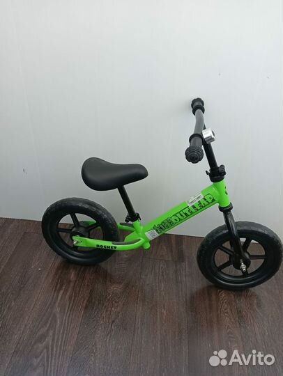 Велосипед беговел rocket gree