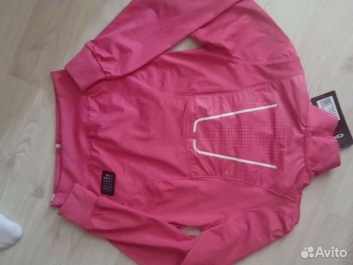 Костюм спрртивный р. 40