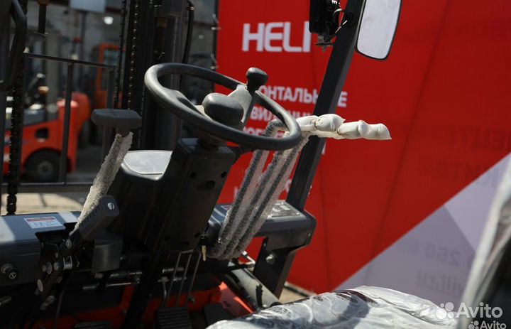 Вилочный погрузчик Heli CPCD30, 2023