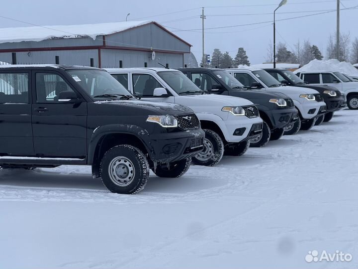 Водитель легкового автомобиля вахта