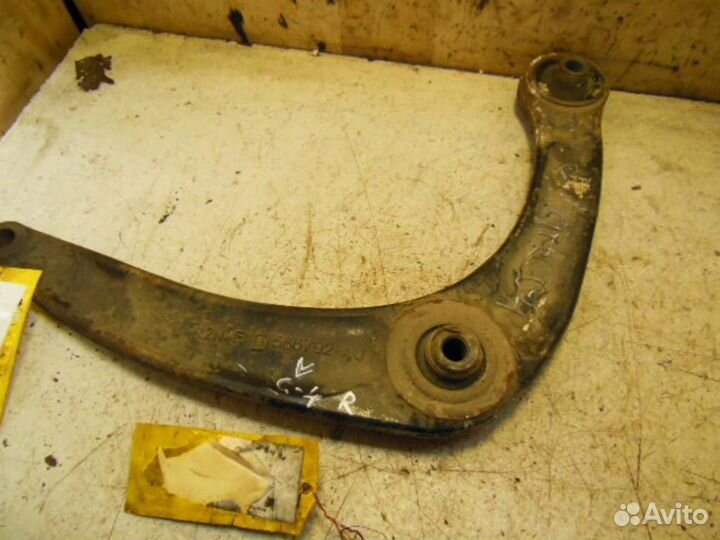 Рычаг передний правый Citroen C4