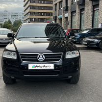 Volkswagen Touareg 2.5 AT, 2006, 125 639 км, с пробегом, цена 995 000 руб.