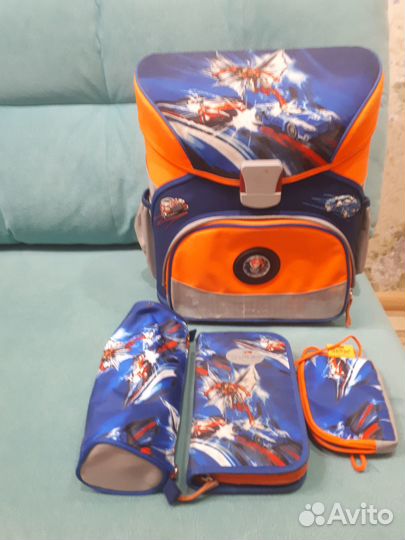 Школьный рюкзак