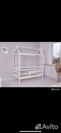 Кровать домик