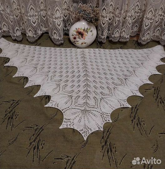 Шаль пуховая ручная работа