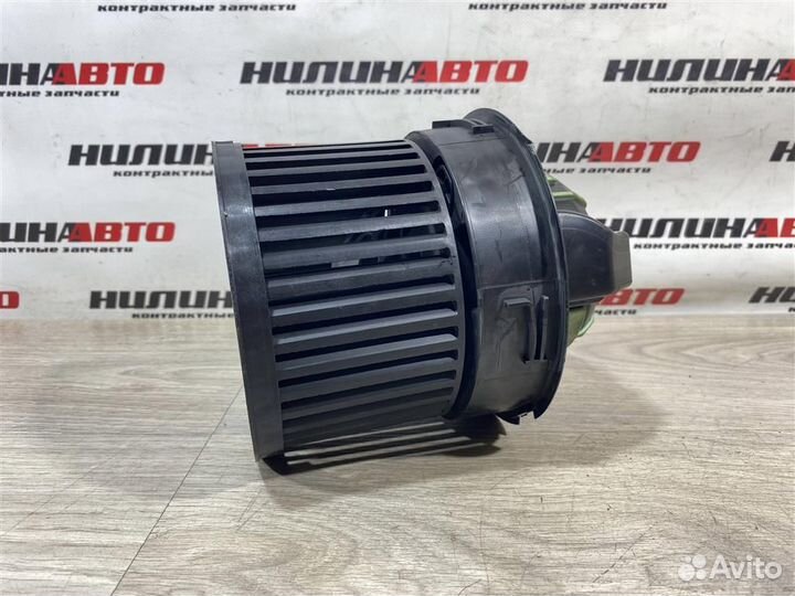 Моторчик печки Ситроен С4 Б7