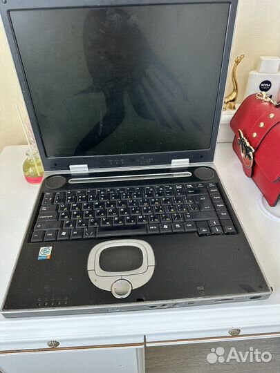 Ноутбук Iru модель Brava-4115W multi 2003года