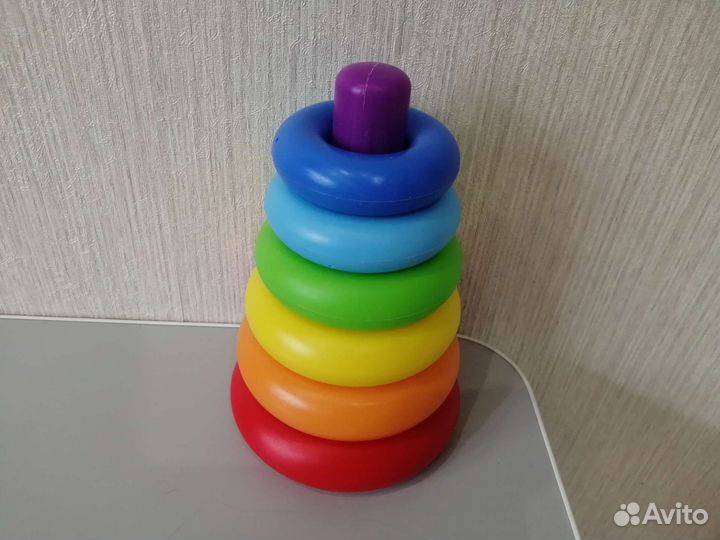 Развивающие игрушки для малыша