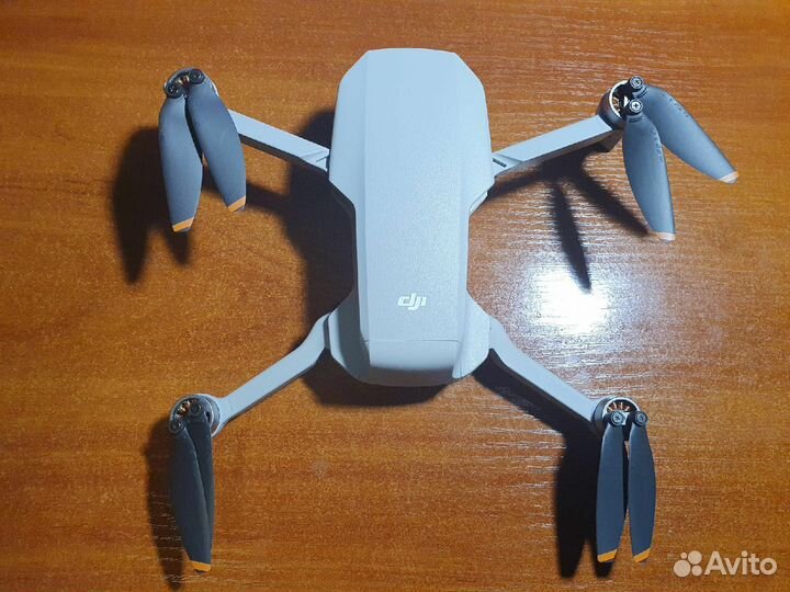 Квадрокоптер dji mini 2