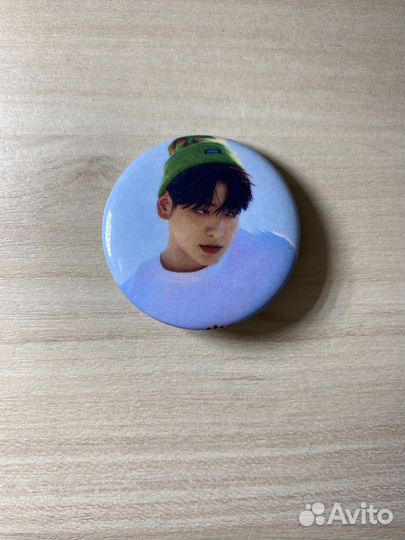 Значки TXT, stray kids, blackpink