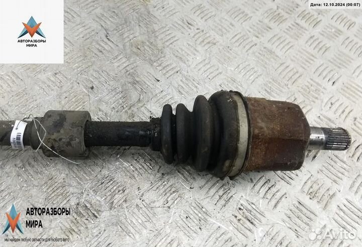 Полуось передняя левая (приводной вал, ШРУС) Kia